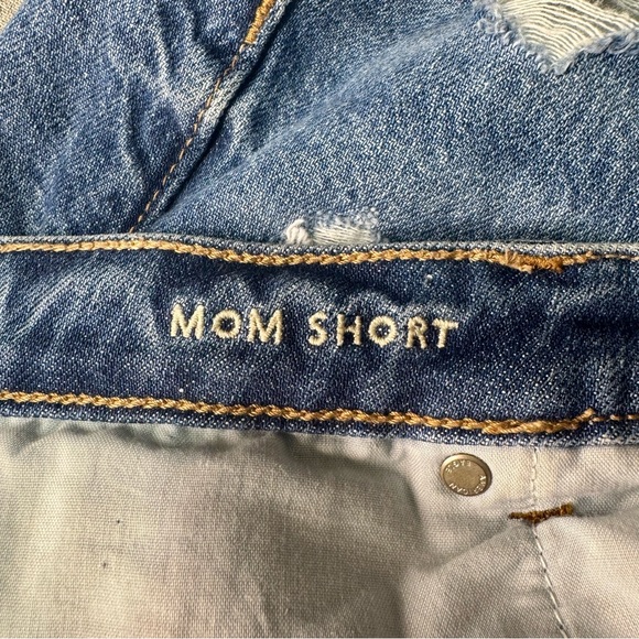 American Eagle Mom Jean Shorts Distressed Ripped Denim Size 14 - Picture 7 of 8